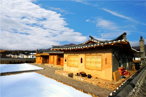 金达莱民俗村