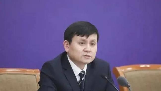 张文宏力挺90后：对90后充满希望和敬畏