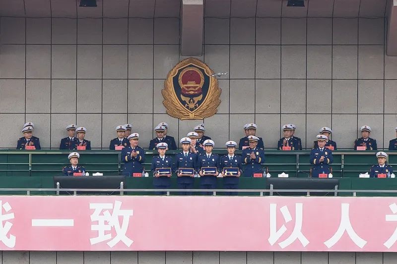 626da2a508da27befbe9f39e160be07a.jpg 626da2a508da27befbe9f39e160be07a.jpg