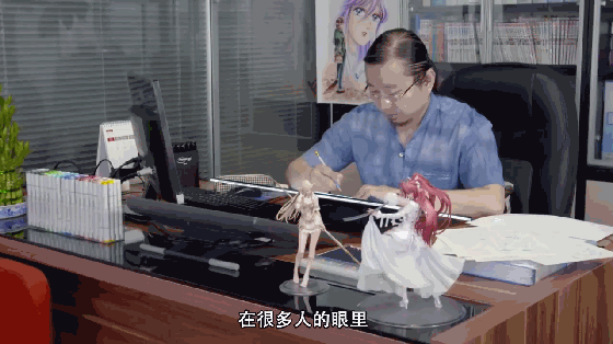 寂寞而美丽{微电影}.gif