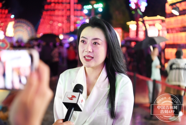 这样一条街 点亮一座“城”2.jpg