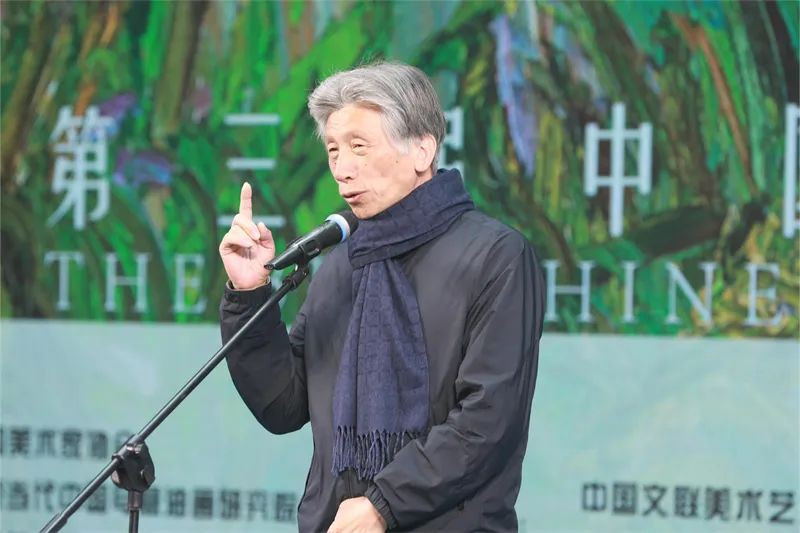 范迪安_副本.jpg 范迪安_副本.jpg