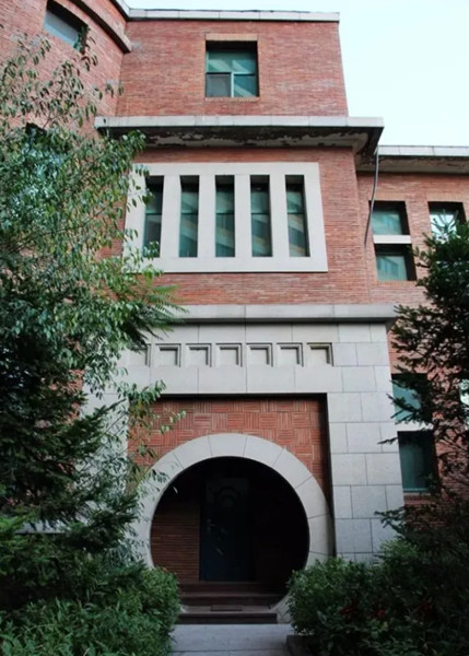 伪满洲国外交部旧址现状  资料图片_副本.jpg
