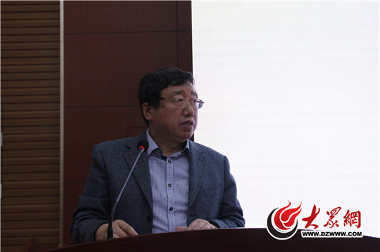 山东劳动职业技术学院党委书记崔秋立致词.jpg